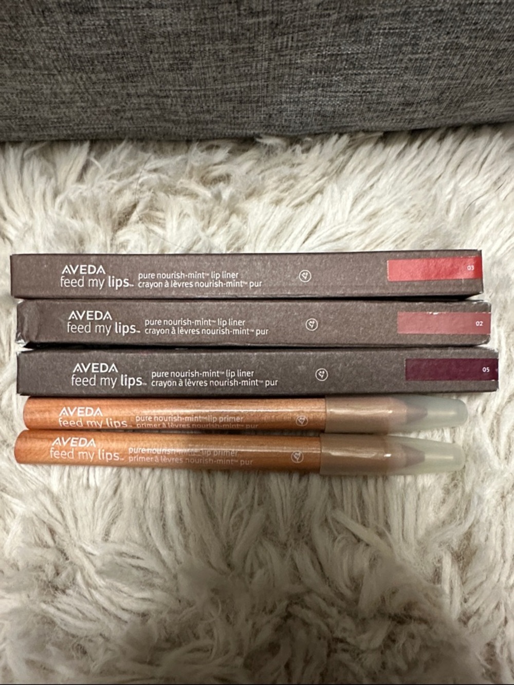 AVEDA Feed My Lips Lip Liners & Primers – kola, spiced peach and currant